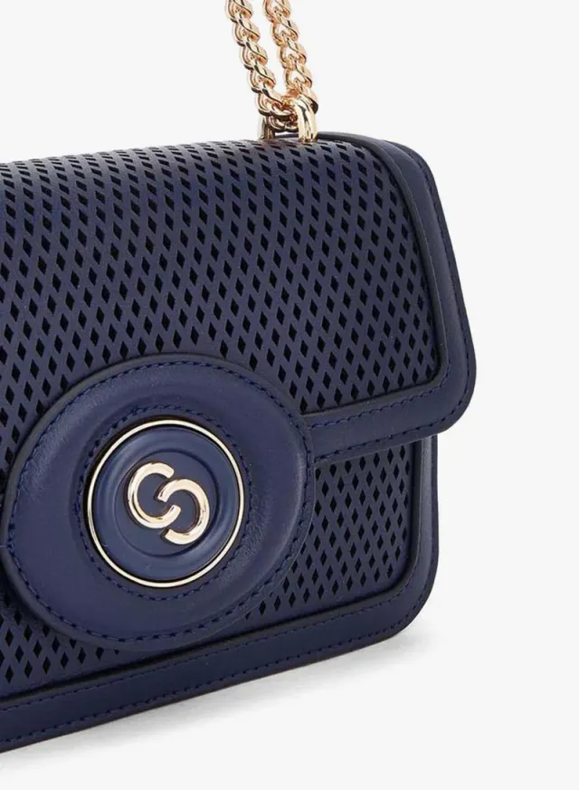 Textured Crossbody Bag With Chain Strap – صورة 4