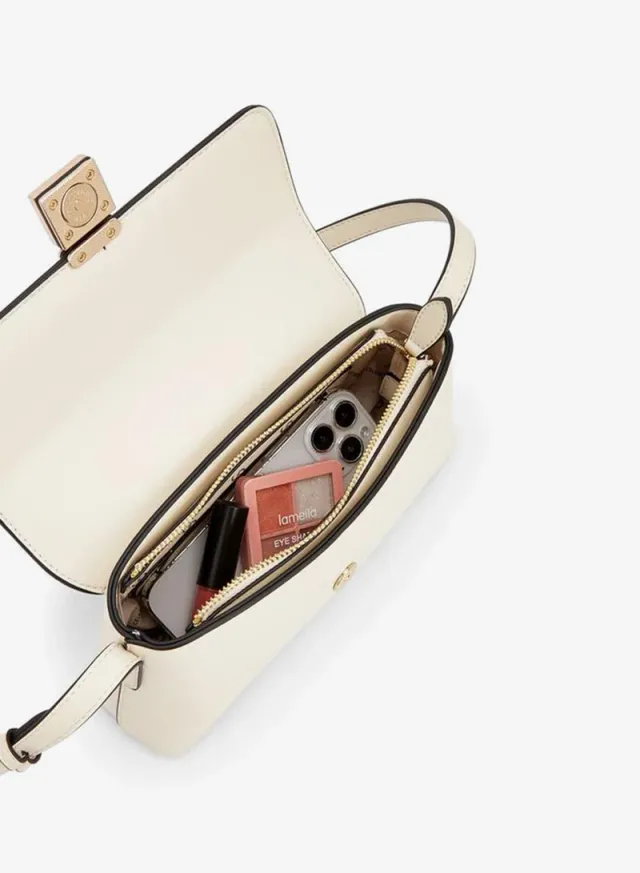 Solid Crossbody Bag With Magnetic Clasp Closure – صورة 7