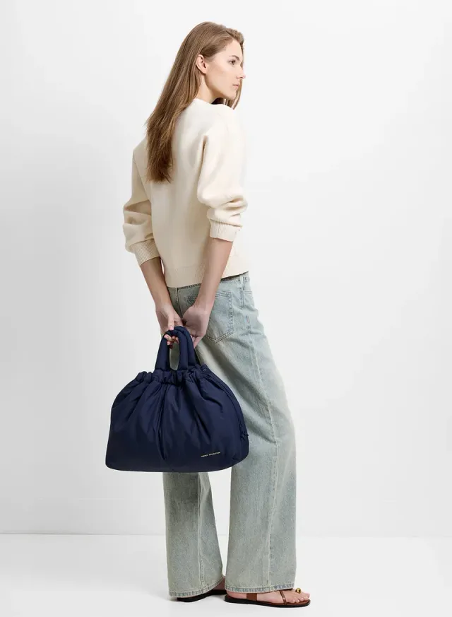 Women Navy Wren Tote Bag – صورة 2