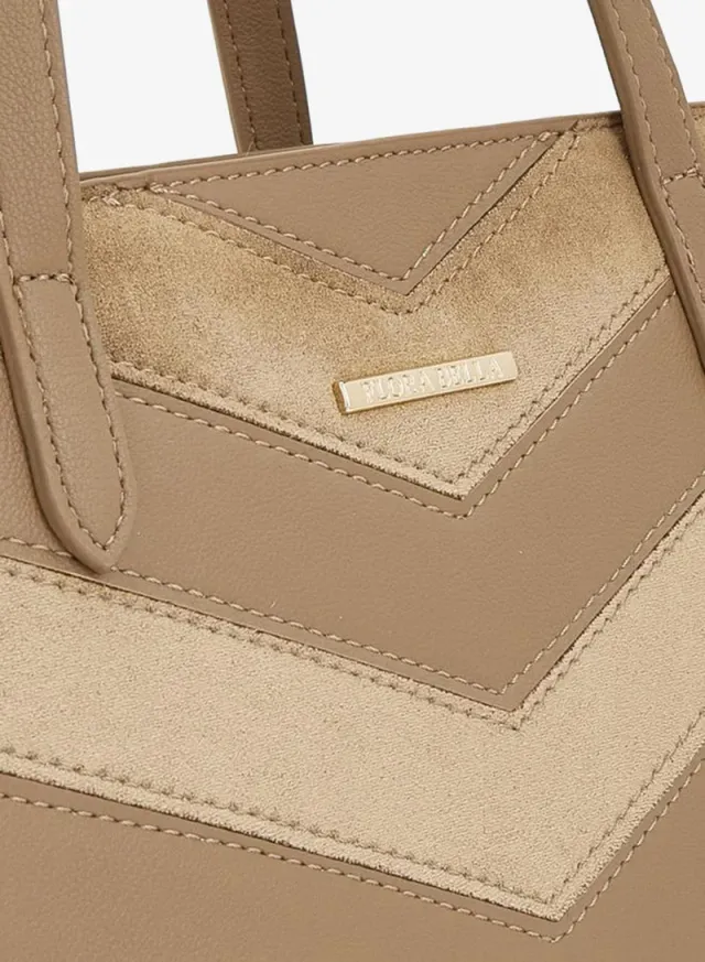 Chevron Textured Tote Bag With Zipper Closure – صورة 4