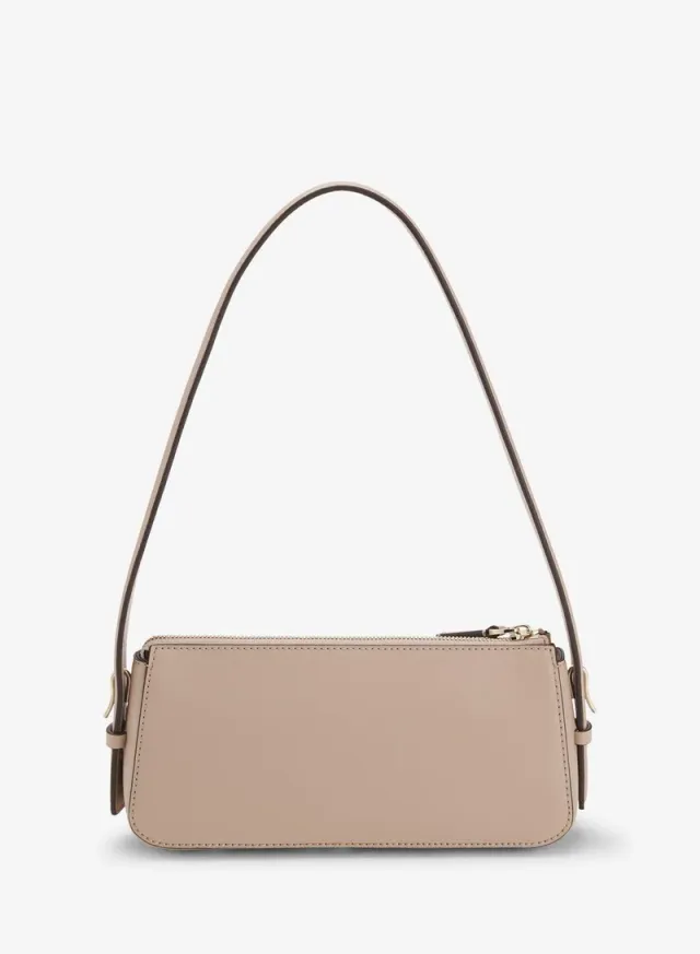 Crossbody bag with logo lettering – صورة 2