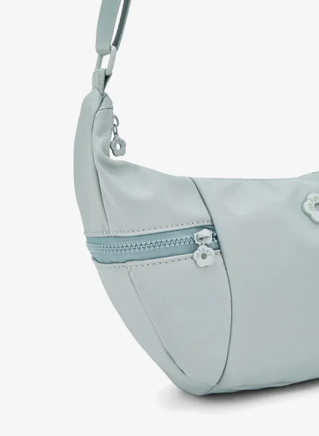 Solid Crossbody Bag With Zip Pockets – صورة 3