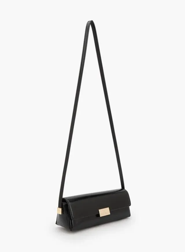 Solid Crossbody Bag With Flap Closure – صورة 2