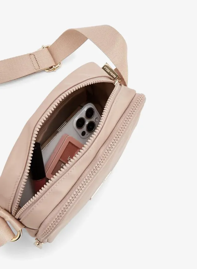Solid Crossbody Bag With Adjustable Strap – صورة 7