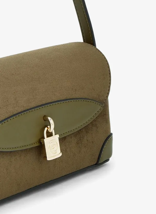 Solid Crossbody Bag With Magnetic Clasp Closure – image 3