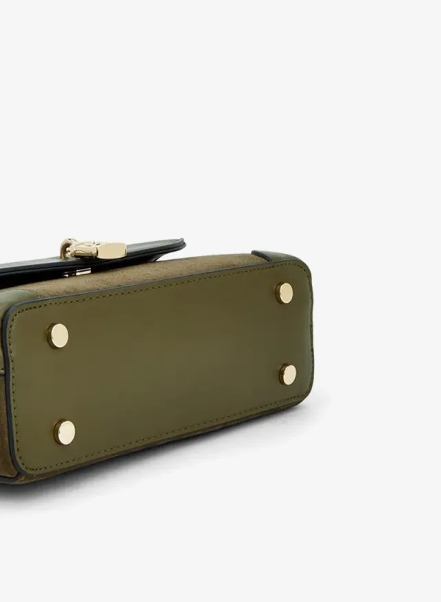 Solid Crossbody Bag With Magnetic Clasp Closure – image 4