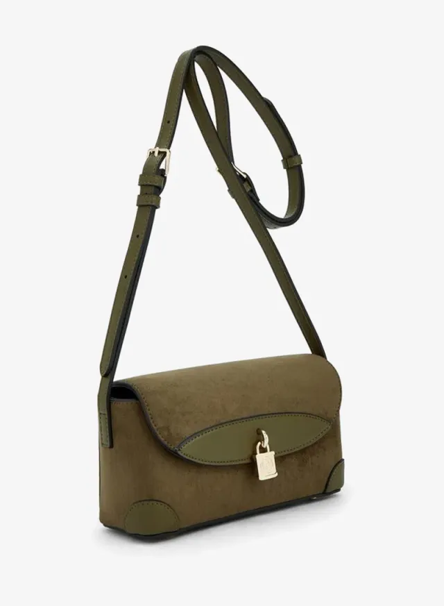 Solid Crossbody Bag With Magnetic Clasp Closure – image 5