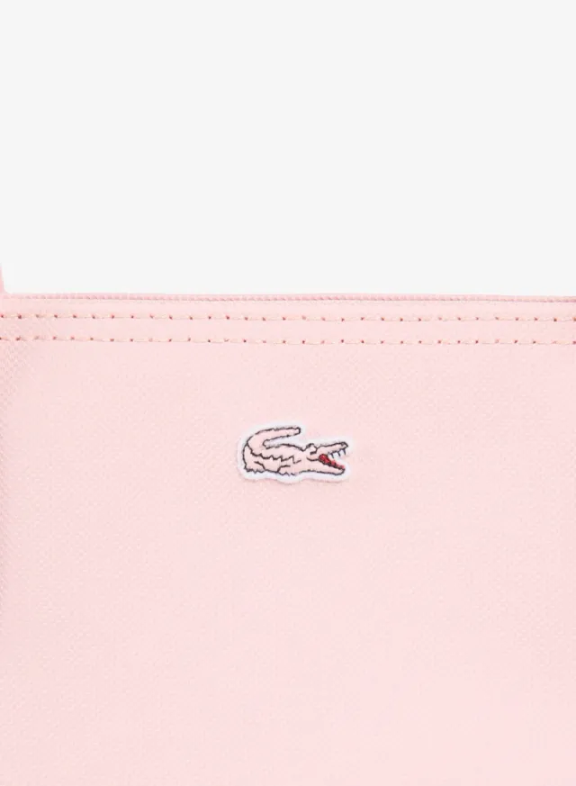 The iconic L1212 style in a large shopping bag – image 4