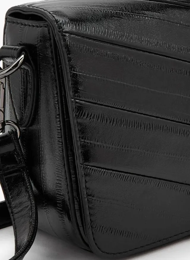 Textured Crossbody Bag With Adjustable Strap – صورة 4