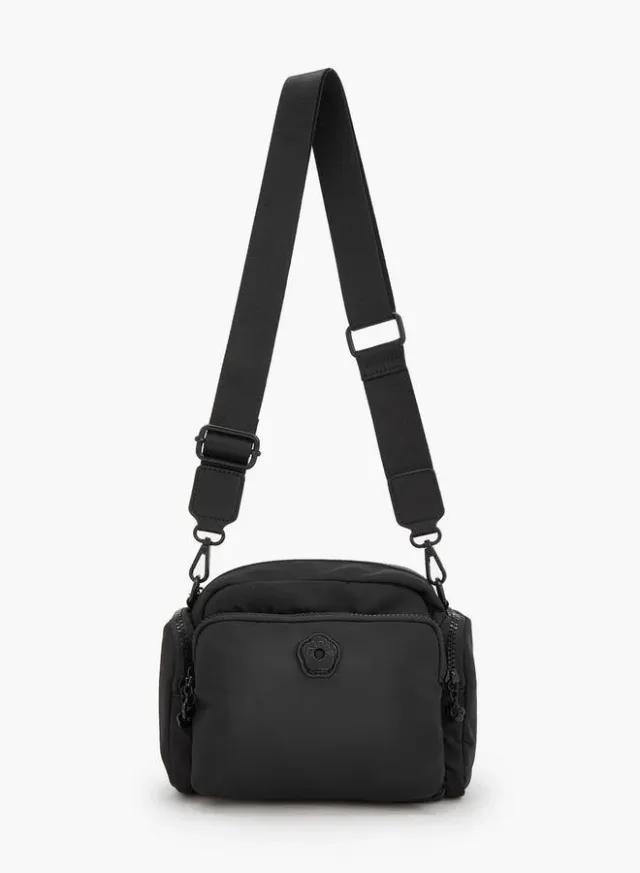 Solid Crossbody Bag With Front Utility Pocket – صورة 2