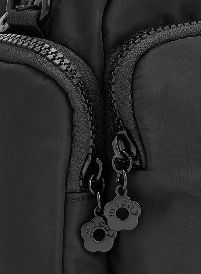 Solid Crossbody Bag With Front Utility Pocket – صورة 6