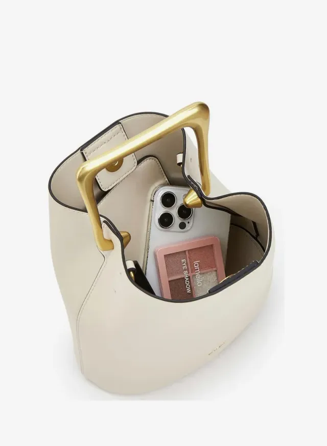 Metallic Handle Crossbody Bag With Pouch – صورة 7