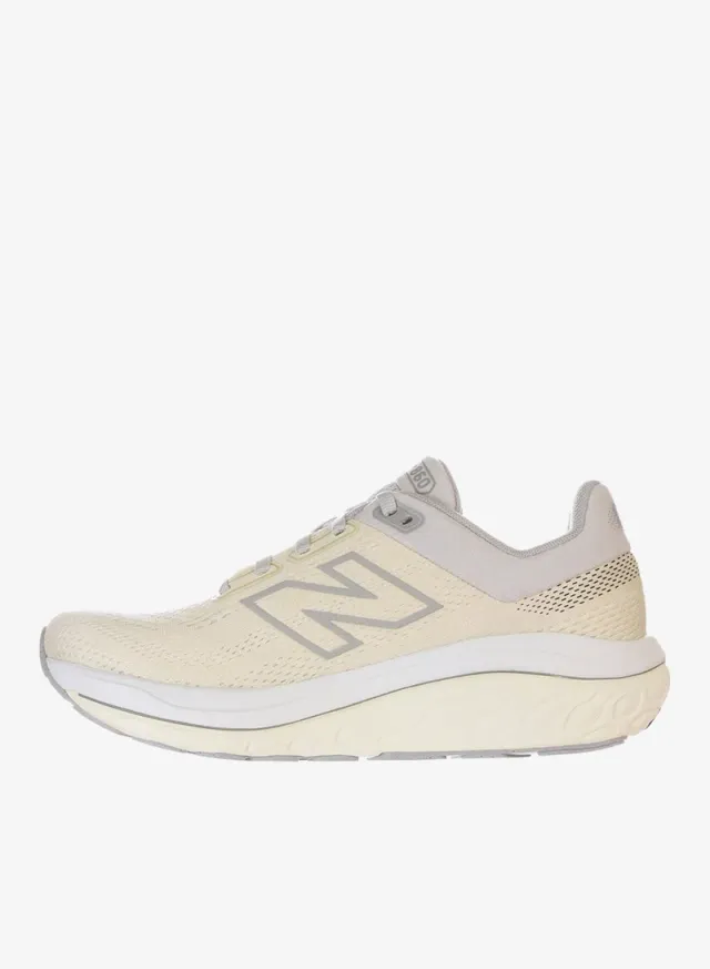 860 Running Shoes – image 2