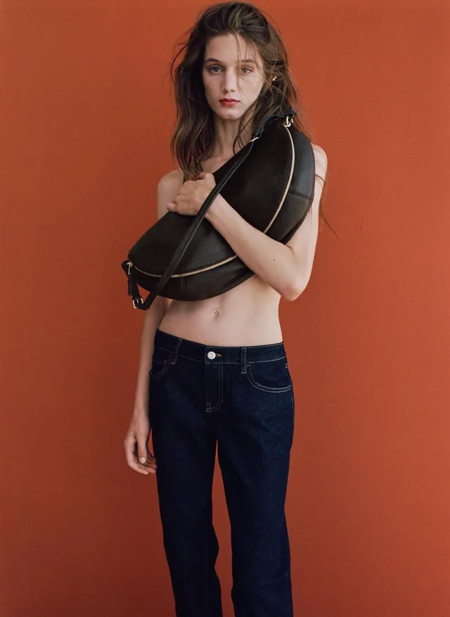 Oval shoulder bag – image 6