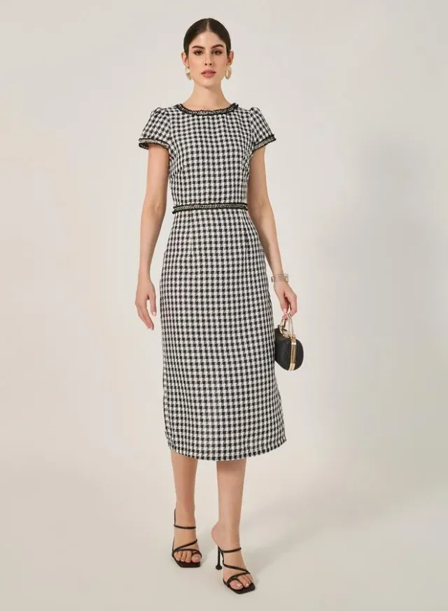Sleeveless Sheath Dress White – image 2