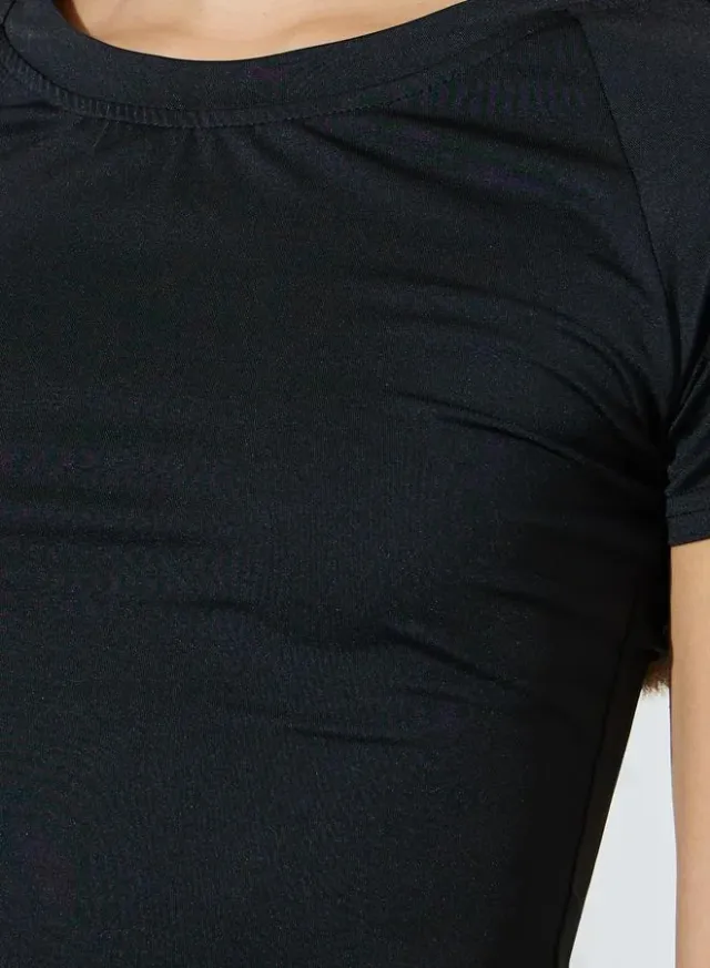 Ribbon Detail Fitted T-Shirt Burgundy – image 3