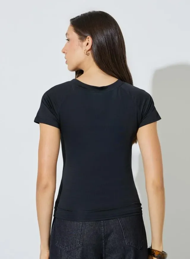 Ribbon Detail Fitted T-Shirt Burgundy – image 4