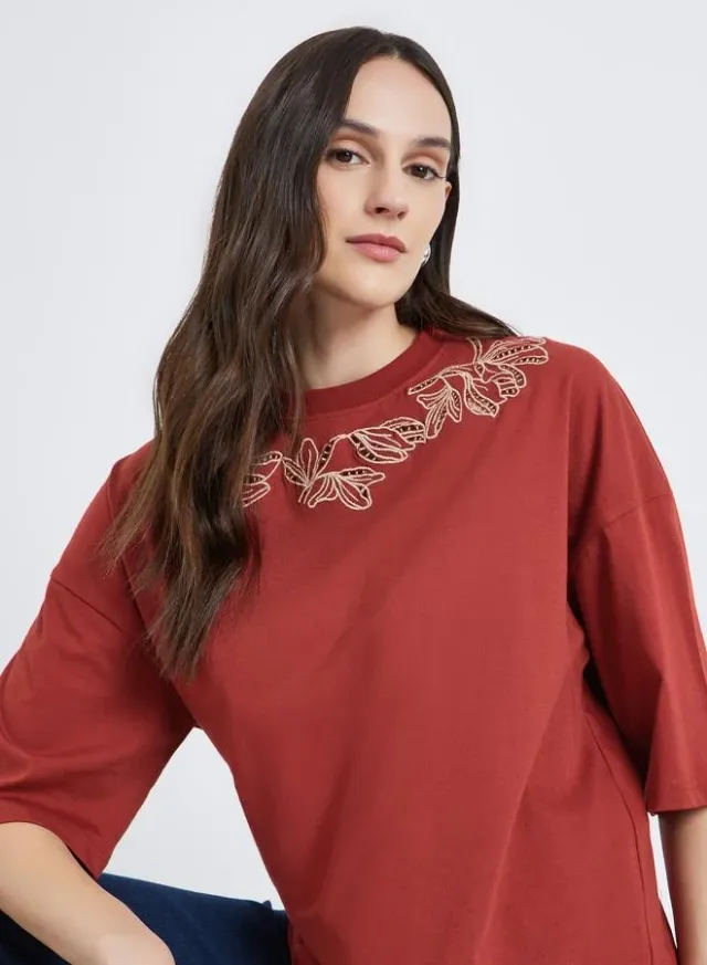 Women's Oversized Embroidered Sleeve T-Shirt Black – image 5