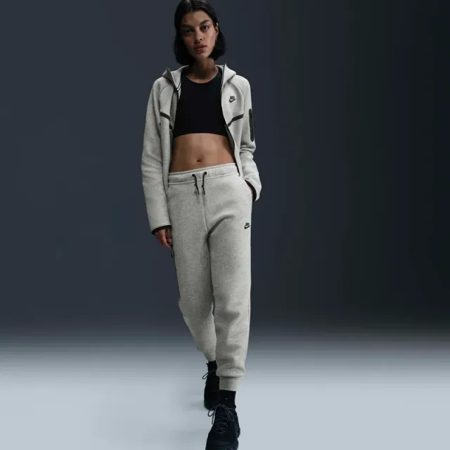 Women's Slim Fit Solid Tech Fleece Joggers with Elastic Waist and Cuffs – image 3