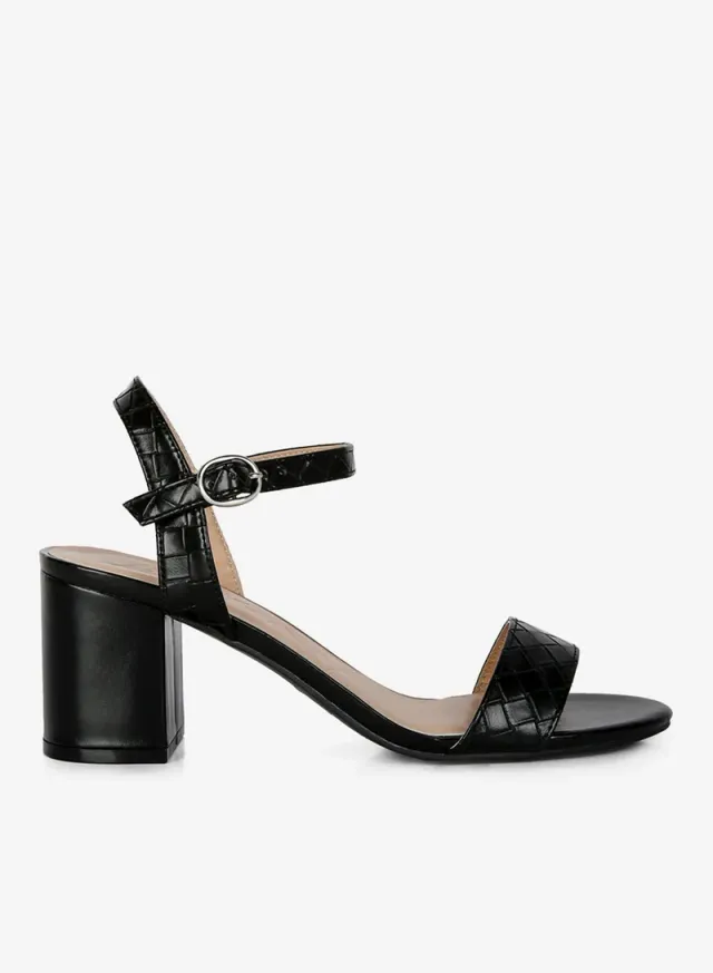 Strap Block Heel Sandals Cream