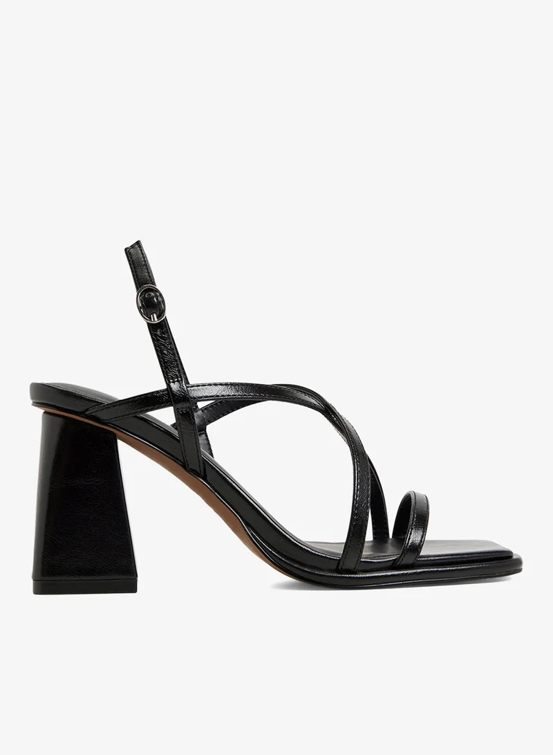 Lioraa Sandals
