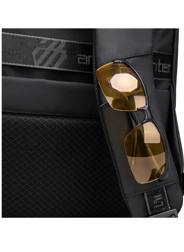 Lightweight Anti-Theft Laptop Backpack with USB Port B00443 Black – image 10