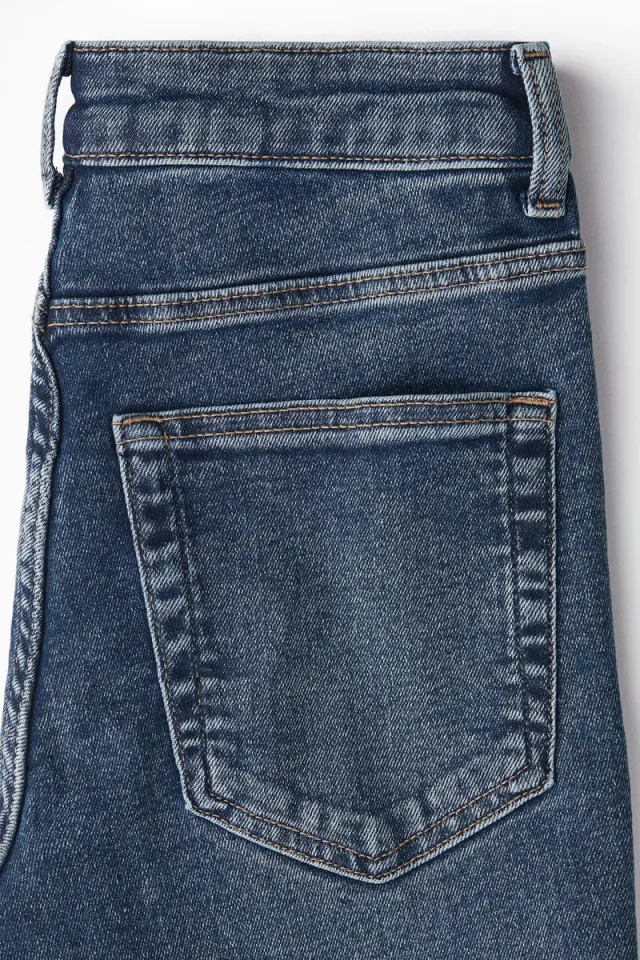 High-Rise Flared Jeans – image 7