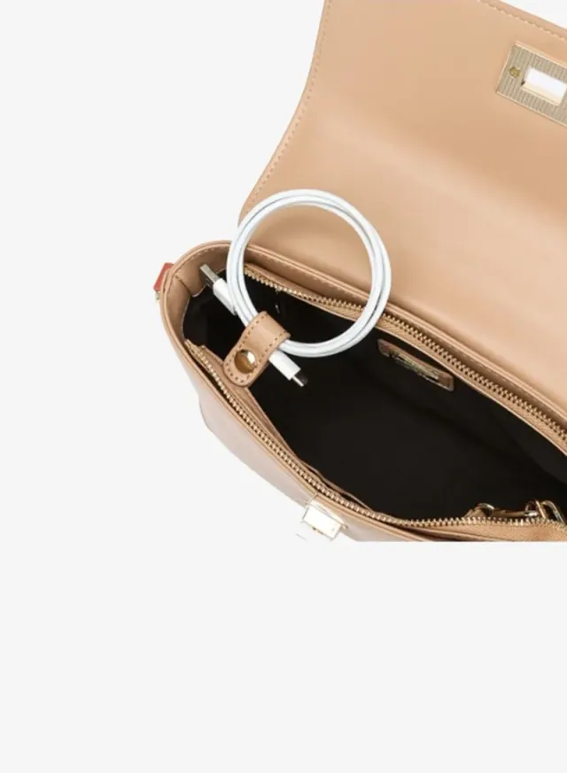 BD 121 Crossbody Shoulder Bag – image 5