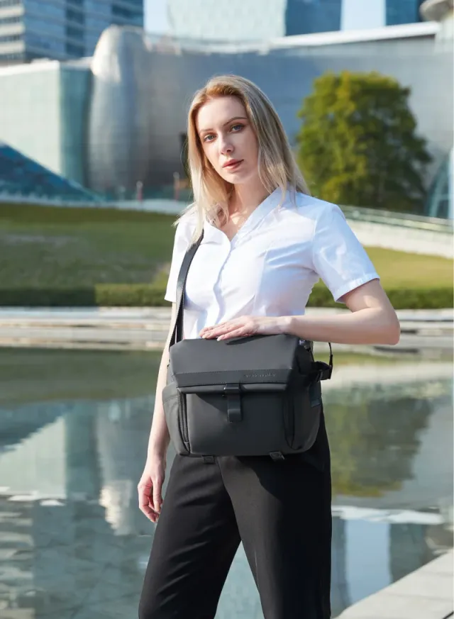Compact Camera Shoulder Bag with Tripod Holder Grey – image 5