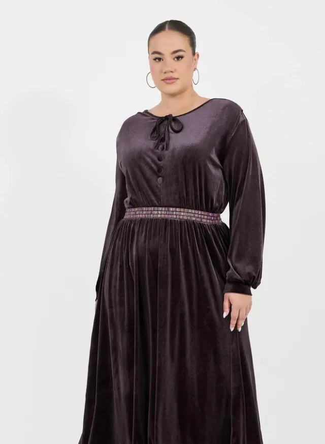 Women's Velvet Tie-Neck Dress with Colorful Woven Belt – image 5