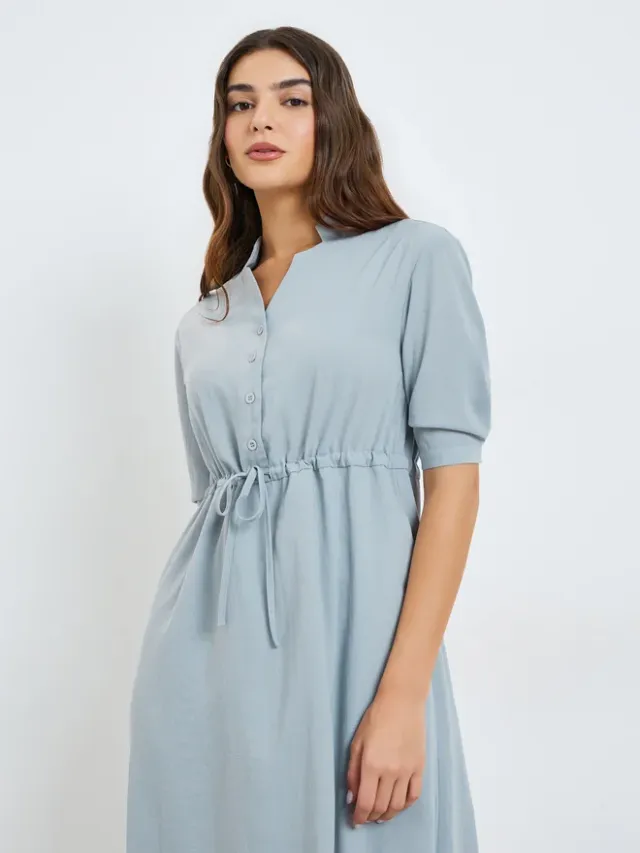 Maroon Lace A-Line Midi Dress with Tie-Belt – image 3