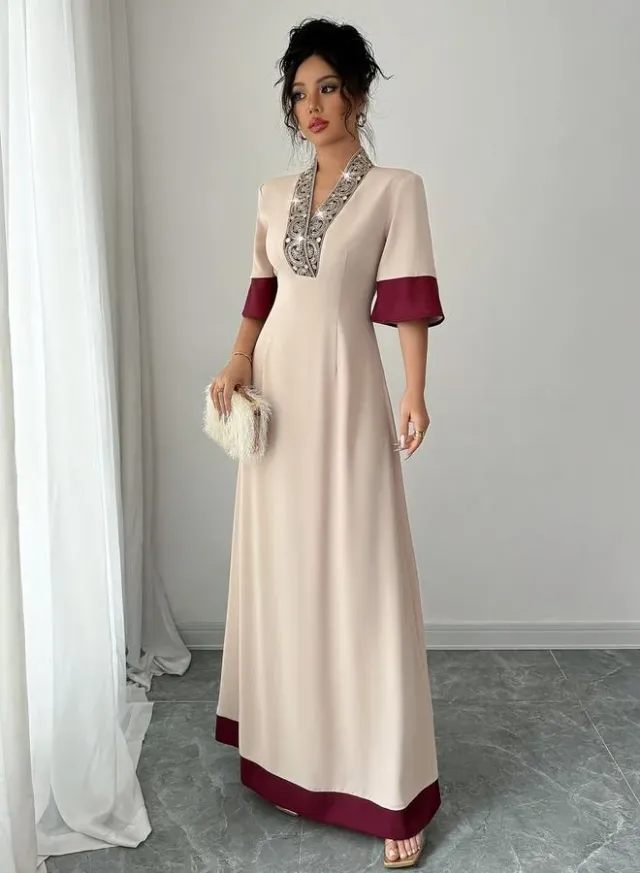 Beige Contrast Trim V Neck A-Line Maxi Dress with Embellished Detail – صورة 4