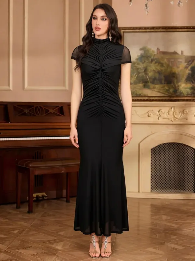 Styli Black Gathered Yoke Sheath Maxi Dress