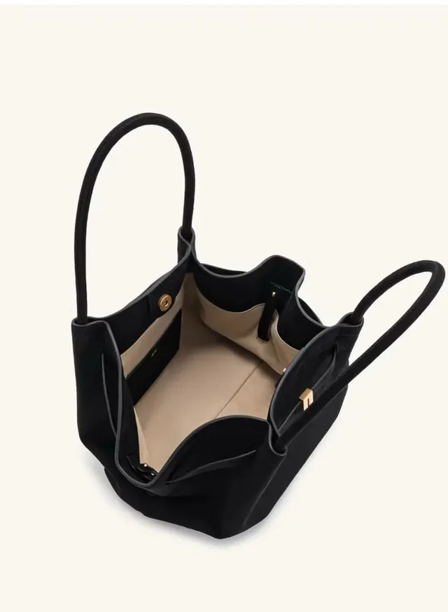 Hana Medium Tote Bag -  Weave Black – image 5