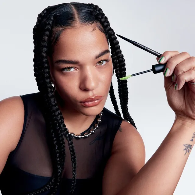 MAC Pro Locked Brow Gel – image 6