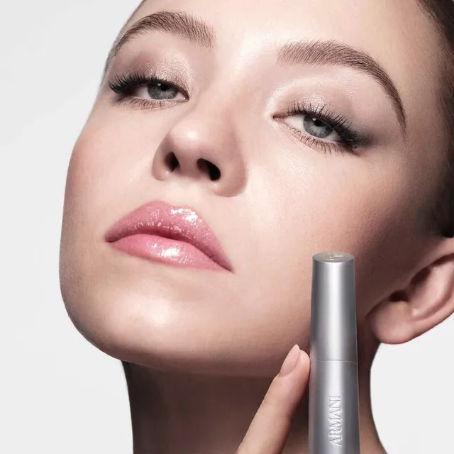 Prisma Flash Glossy Lip Balm – image 6