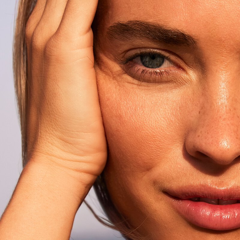 صن كيسد فلويد بعامل حماية من الشمس SPF30