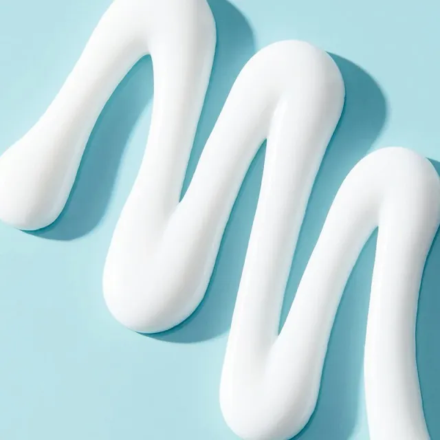 Bounce-Boosting Serum with Collagen & Peptides – image 4