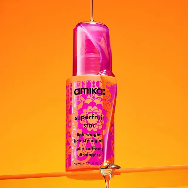 Superfruit Star Lightweight Styling Oil – image 6