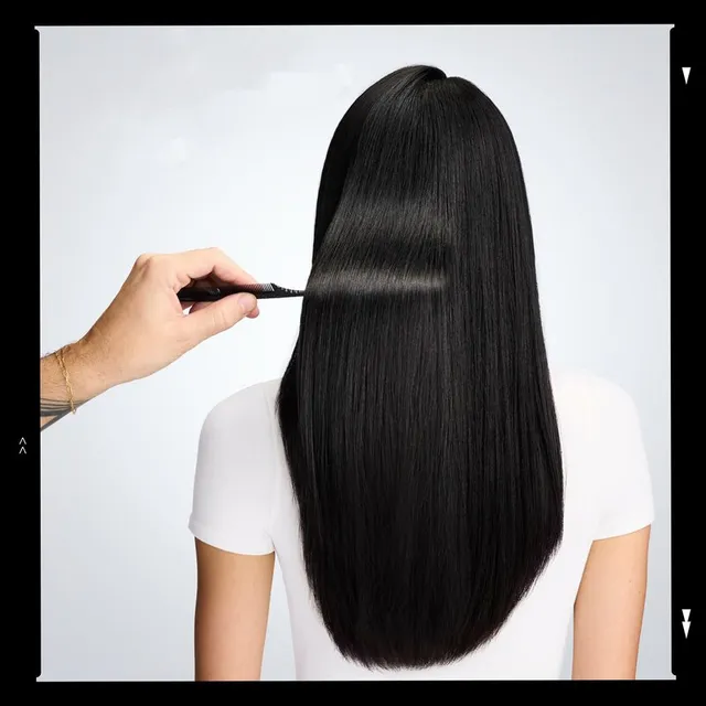 Lightweight Shine Oil Serum for Color-Treated Hair – image 4