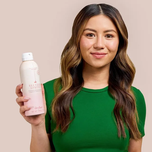 Flexible Hold Hairspray with Quick-Drying Finish – image 4