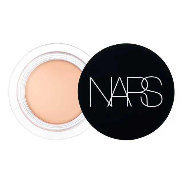 كونسيلر كامل مطفي ناعم