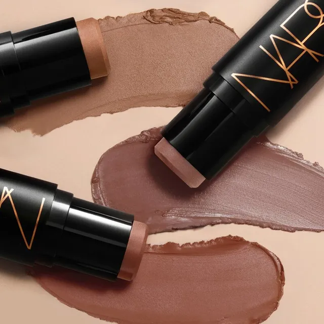 Multi-Purpose Cheek Sculpting Stick - Cream-to-Powder Texture – image 4