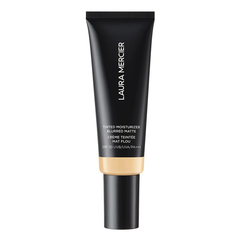 كريم ملون بتأثير مطفي ناعم ومُعامل SPF30