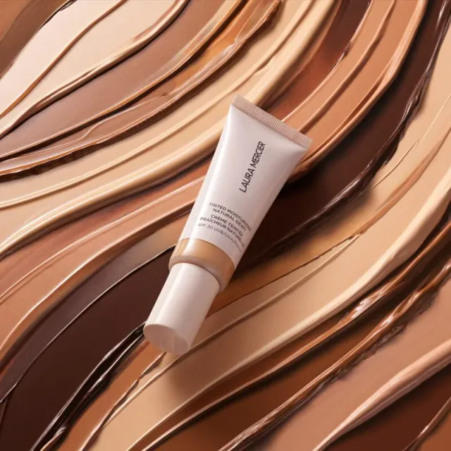 Tinted Moisturizer Dewy SPF 30 – image 6