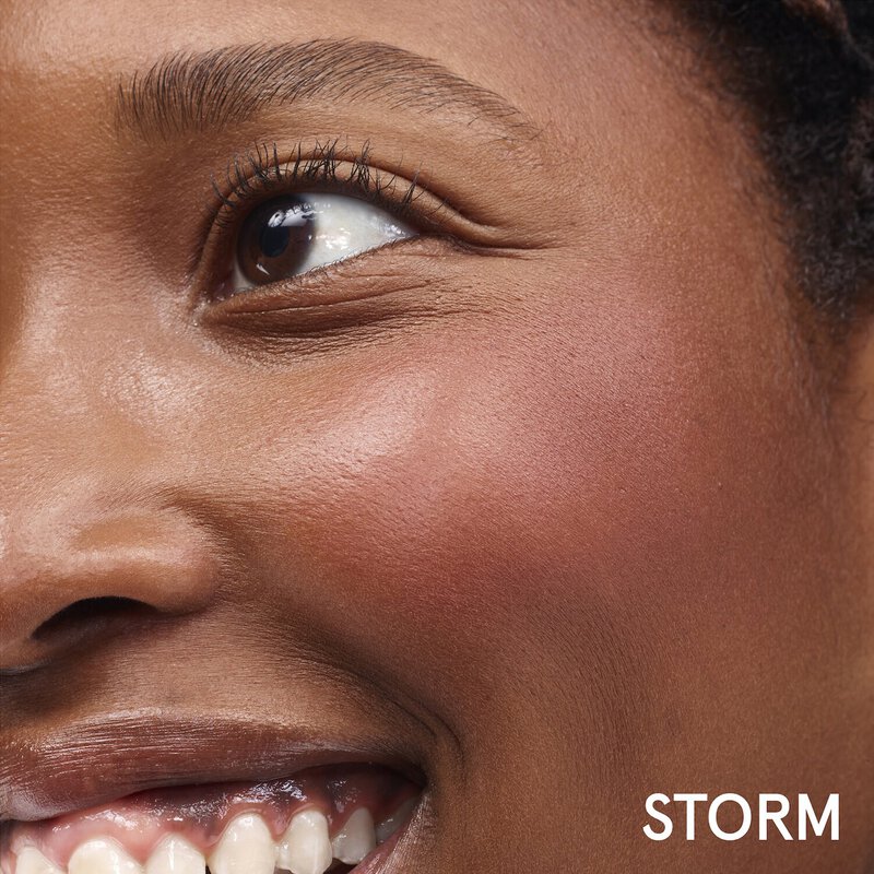 أحمر خدود كلاود بينت جل كريمي