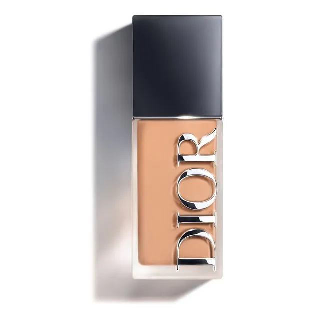 Forever Skin Wear Blurring Natural Matte 24H Wear Foundation