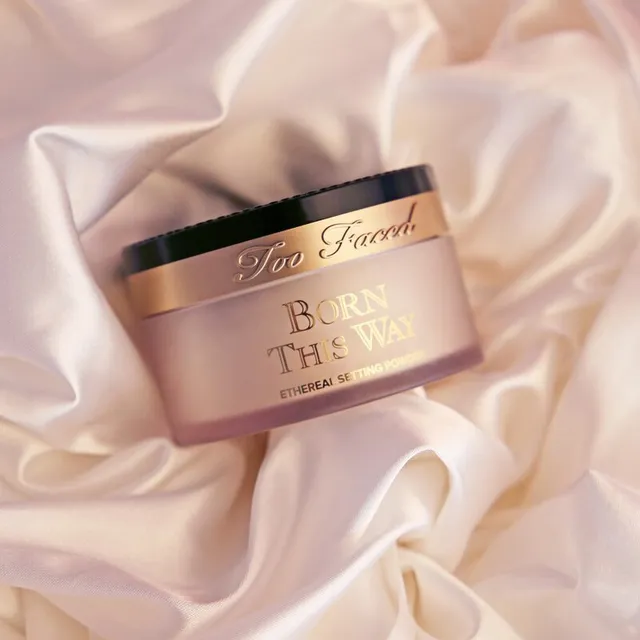 Born This Way Natural Finish Loose Setting Powder – image 4
