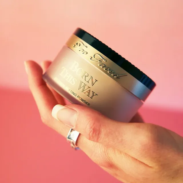 Born This Way Natural Finish Loose Setting Powder – image 5