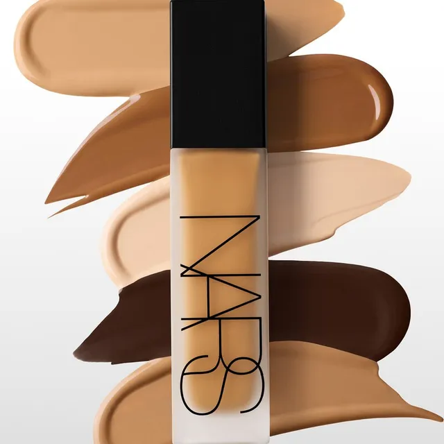 Matte Longwear Foundation – image 6